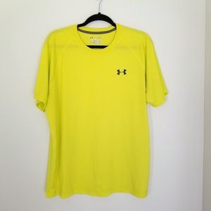 UNDER ARMOUR Yellow Athletic Shirt Size Large